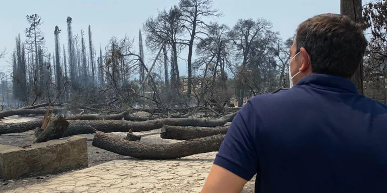 Α.Τσίπρας για Εύβοια: «Καίγεται για 6η ημέρα -Ως πότε θα συνεχίζεται αυτό το δράμα;»