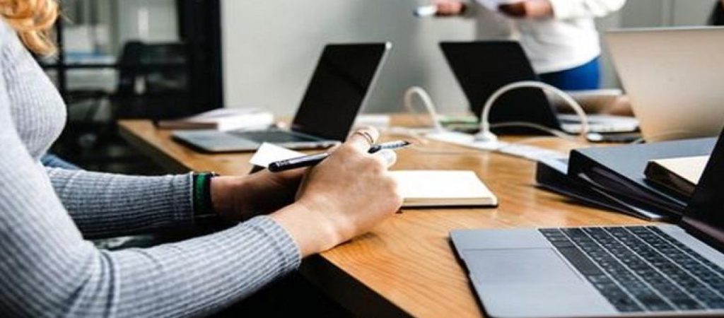 Τι ισχύει για την αμοιβή των εργαζομένων την αργία της 15ης Αυγούστου;