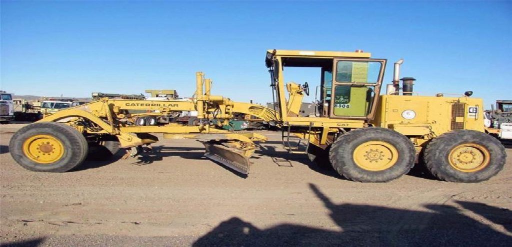 Φωτιά στη Φωκίδα: Τεράστιο μηχάνημα γκρέιντερ έπεσε σε γκρεμό – Νεκρός ο οδηγός (φώτο) (upd)