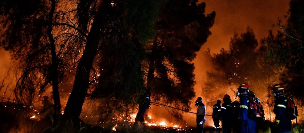 Φωτιά στην Εύβοια: Αγανακτισμένοι οι κάτοικοι – «Είχαν σκοπό να μας κάψουν έκαναν καλά τη δουλειά τους!»