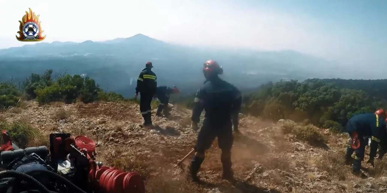Ηelitack: Το ειδικό σώμα πυροσβεστών που επιχειρούν στα πιο δυσπρόσιτα σημεία (βίντεο)