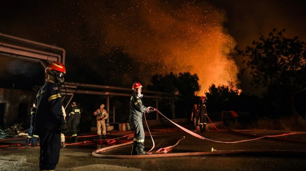 Καταγγελία-σοκ: Πυροσβέστες κόβουν επίτηδες το νερό από πυροσβεστικά οχήματα στην Εύβοια – Βίντεο ντοκουμέντο!