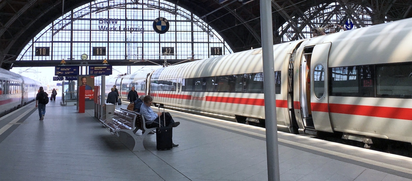 «Παρέλυσε» η Γερμανία λόγω της απεργίας των μηχανοδηγών τρένων