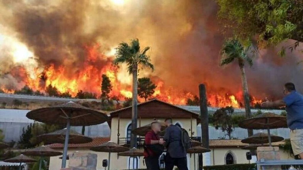 Διαβατήρια και ταυτότητες που χάθηκαν στις φωτιές – Τι ισχύει με την επανέκδοση