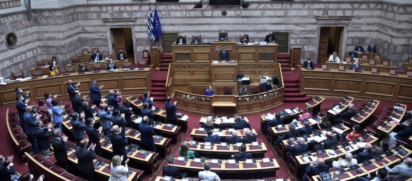 Κ.Μητσοτάκης: Ενημερώνει τους αρχηγούς των κομμάτων της αντιπολίτευσης για τις φωτιές