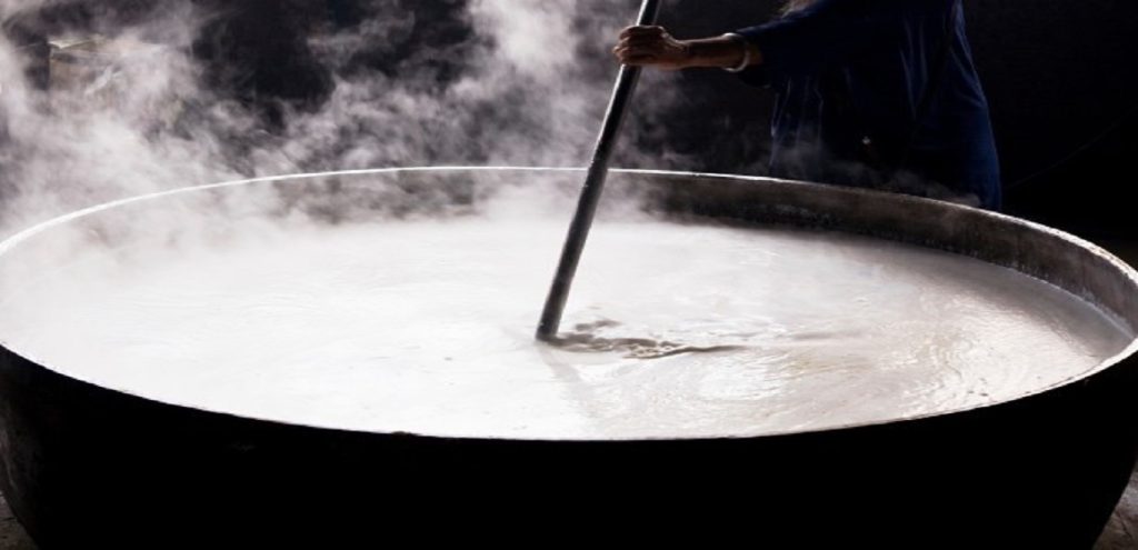 Μητέρα άφησε τη 2χρονη κόρη της να πεθάνει όταν έπεσε σε καυτή κοτόσουπα! (φώτο)