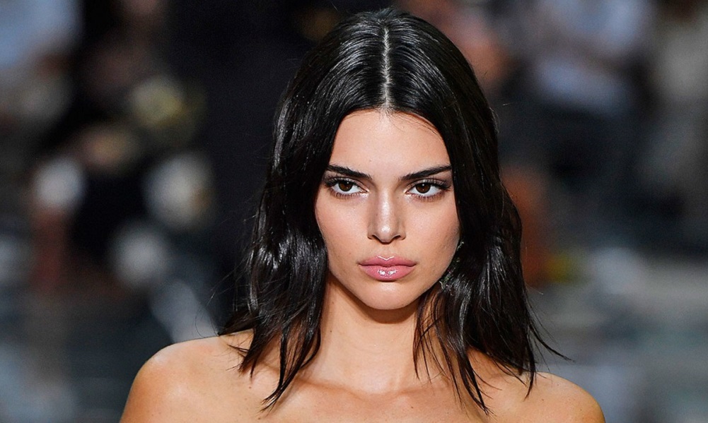 Κένταλ Τζένερ: Με αυτή τη «καυτή» φωτογραφία έσπασε κάθε ρεκόρ των Καρντάσιαν σε likes (φωτο)