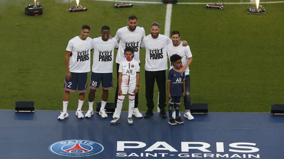 Παρί Σεν-Ζερμέν: Αποθεώθηκαν Μέσι και Ράμος, αποδοκιμάστηκε ο Εμπαπέ