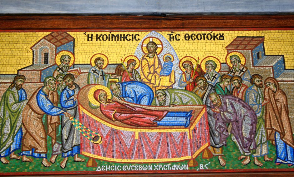 Δεκαπενταύγουστος: Η Ελλάδα γιορτάζει σήμερα την Κοίμηση της Θεοτόκου