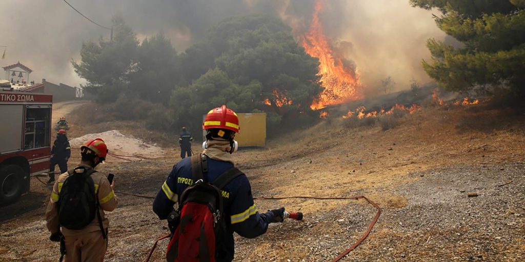 Φωτιά στην Κερατέα – Δήμαρχος Λαυρεωτικής: «Χωρίς σημαντικές ζημιές οι οικισμοί – Γλίτωσε ο Εθνικός δρυμός Σουνίου»