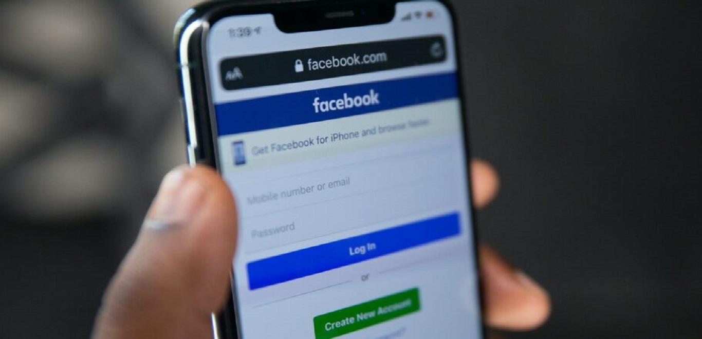 To Facebook καταργεί όλους τους λογαριασμούς των Ταλιμπάν!