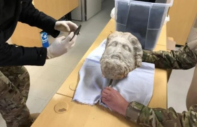 Αρχαία ελληνική προτομή του Ασκληπιού εκλάπη στην Λιβύη και πουλήθηκε στην Βραζιλία!