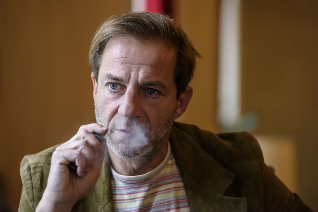 Προσαρμόστηκε πλήρως: Έφτιαξε θεατρική ομάδα στις φυλακές ο Δ.Λιγνάδης – Ο Π.Φιλιππίδης και ο καθηγητής ιστιοπλοΐας