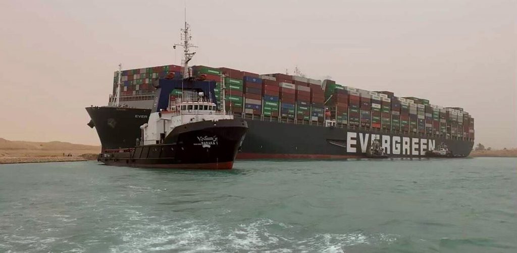 Ever Given: Επιστρέφει στη Διώρυγα του Σουέζ μετά το μπλοκάρισμα