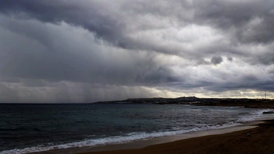 Ήρθε… φθινόπωρο: Βροχές & Καταιγίδες σήμερα σε πολλές περιοχές – Αναλυτικά η πρόγνωση