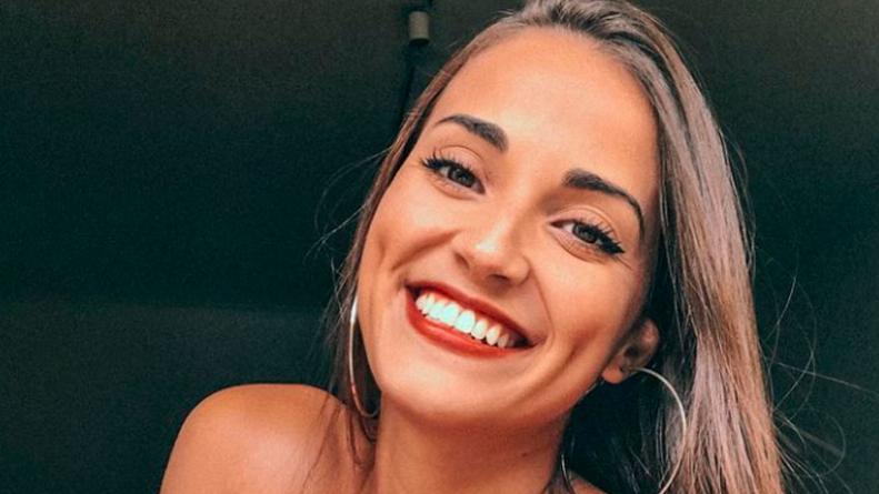 Gina Casinelli: Η εκρηκτική Αργεντίνα που βάζει «φωτιά» στο Instagram με τις πόζες της (φωτο)