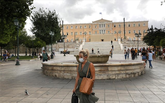 «Σοκ & δέος»: Τον Σεπτέμβριο επιστρέφει η υποχρεωτική μασκοφορία – Τέλος λιανεμπόριο & εστίαση για ανεμβολίαστους