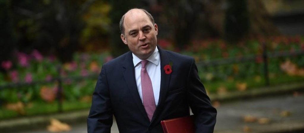 Βρετανός υπ.Άμυνας: «Απομένουν ώρες και όχι εβδομάδες για την εκκένωση της Καμπούλ»