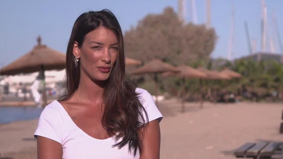 Αφροδίτη Μπάρμπα: «Η κόρη μου δεν έχει κάνει ποτέ χρήση» λέει η μητέρα του μοντέλου