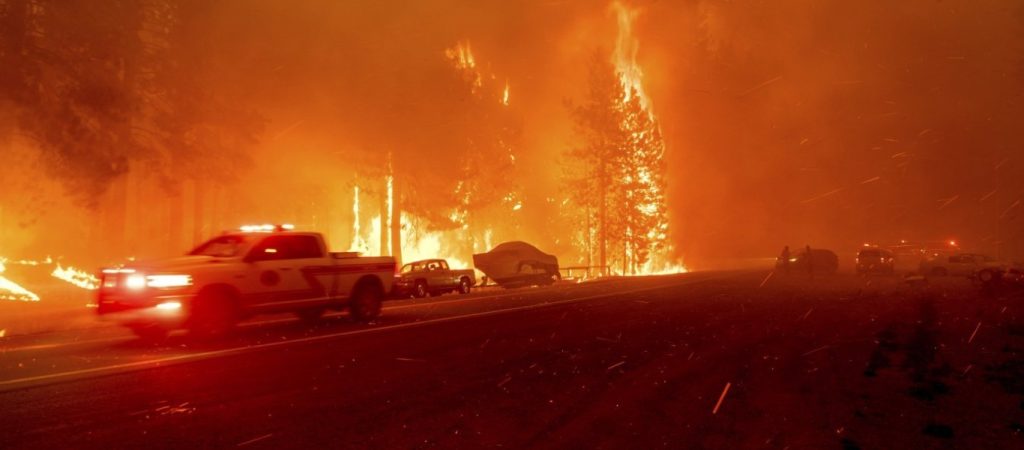 Τεράστια προβλήματα από τις φωτιές σε όλο τον πλανήτη – Πάνω από 4 γιγατόνοι CO2 στην ατμόσφαιρα μέσα στο 2021