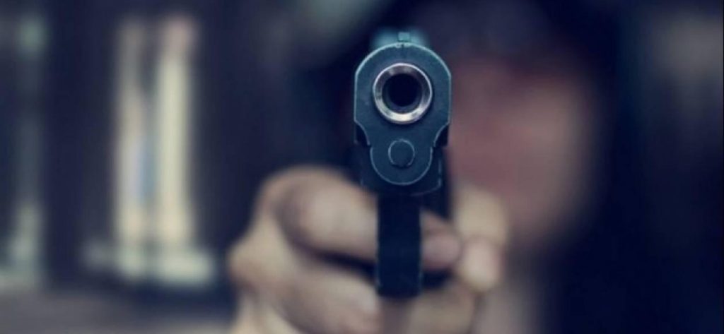 Χειροπέδες σε 42χρονο που είχε πυροβολήσει ντελιβερά στο Γαλάτσι