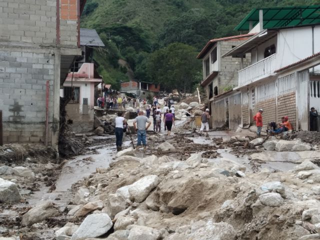Βενεζουέλα: Τουλάχιστον 20 νεκροί και 17 αγνοούμενοι από τις φονικές πλημμύρες