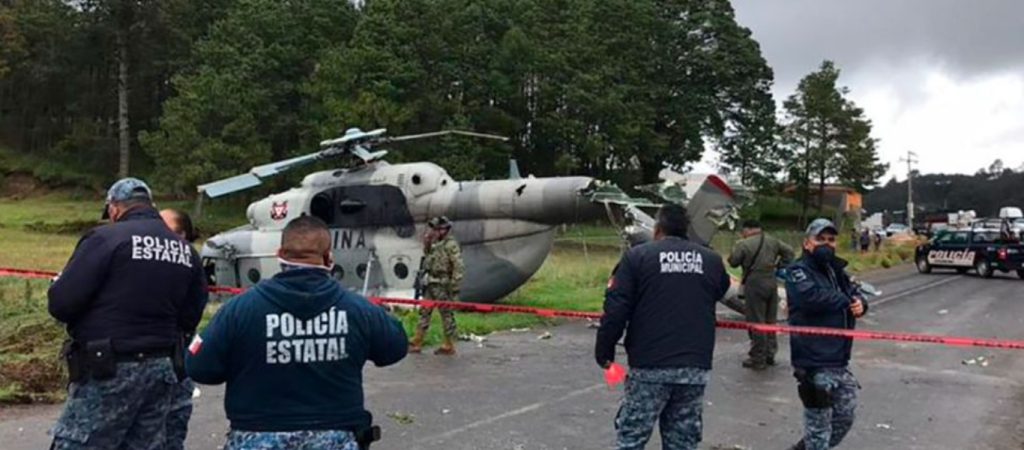 Μεξικό: Aναγκαστική προσγείωση στρατιωτικού ελικοπτέρου στη μέση του δρόμου (βίντεο)