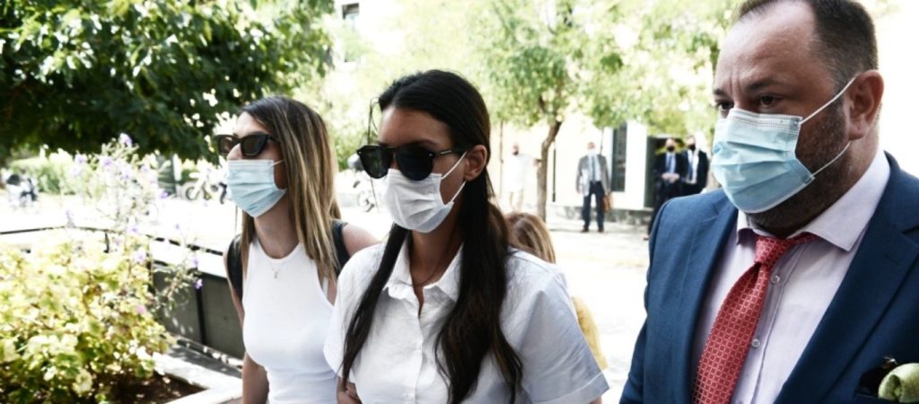 Α.Μπάρμπα: Οδηγείται στη φυλακή το μοντέλο για την κοκαΐνη- Δεν έπεισε ανακρίτρια και εισαγγελέα για την αθωότητά της