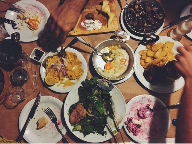 Αυτά είναι τα 42 φαγητά που πρέπει να δοκιμάσει κανείς πριν πεθάνει (βίντεο)