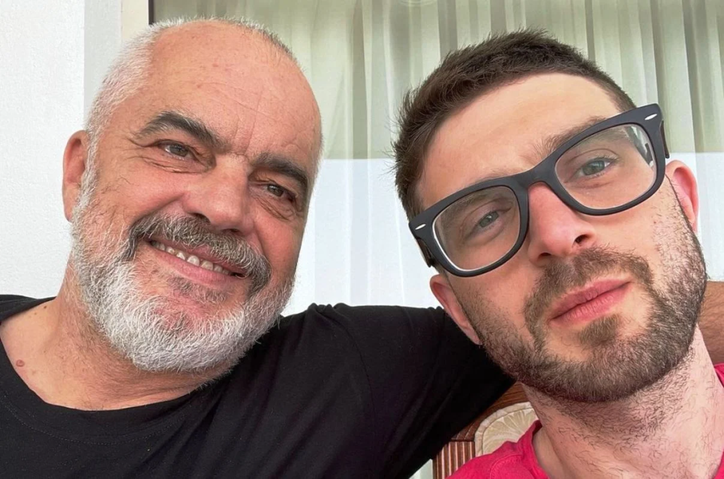 Ο γιος του Τ.Σόρος μας εγκαλεί για τον φράχτη στον Έβρο – Θέλει να μην υπάρχει εμπόδιο για τους μετανάστες