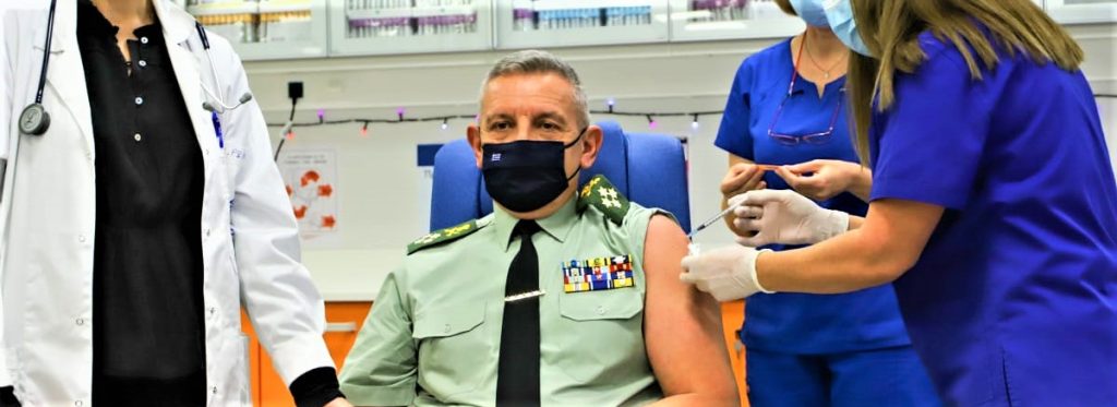 Σοκ στην κυβέρνηση από την αντοχή που επιδεικνύουν Σώματα Ασφαλείας & Ένοπλες Δυνάμεις στις απειλές για εμβολιασμό