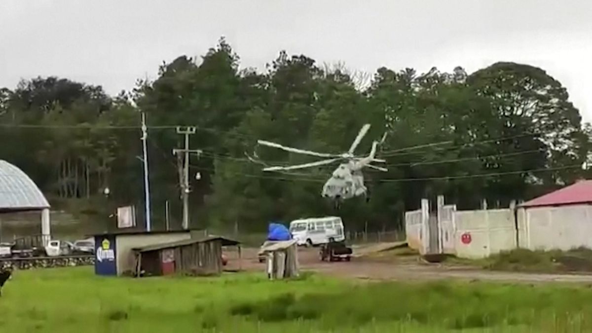 «Άγιο είχαν»: Συντριβή ελικοπτέρου Mi-17 με 20 επιβαίνοντες – Μόλις 3 τραυματίες στους 20 επιβάτες (βίντεο)