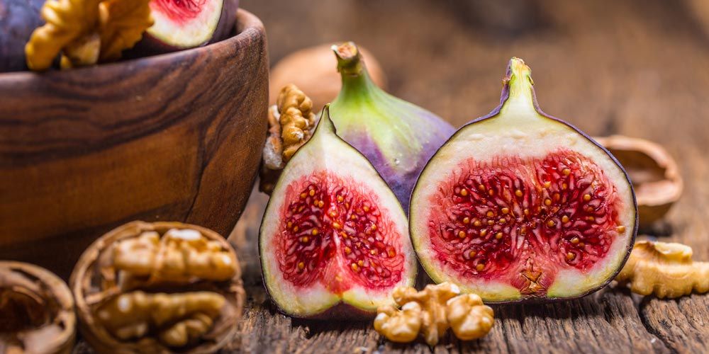Σύκα: Σε τι κάνουν καλό –  Πως επηρεάζουν το «ζάχαρο» και την υγεία της καρδιάς