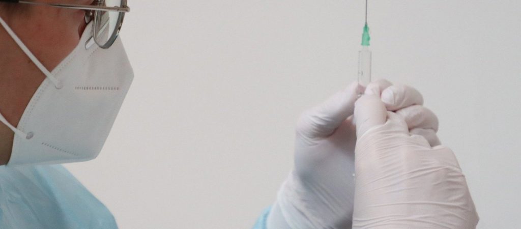 Ισραήλ: Εμβολιάζει με 3η δόση όλους τους πολίτες άνω των 12 ετών – Σύντομα: Ανεμβολίαστοι όσοι έκαναν μόνο 2