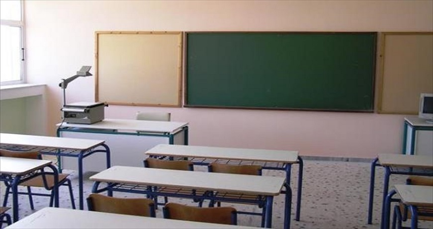 Καθηγητής Μανωλόπουλος: «Τα παιδιά πρέπει να εμβολιαστούν αλλιώς τα σχολεία θα ανοίξουν για να κλείσουν»