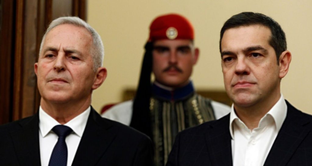 Ο ΣΥΡΙΖΑ μιλά για «εξαγορές προσώπων» και «αποστασία» στην υπουργοποίηση Αποστολάκη