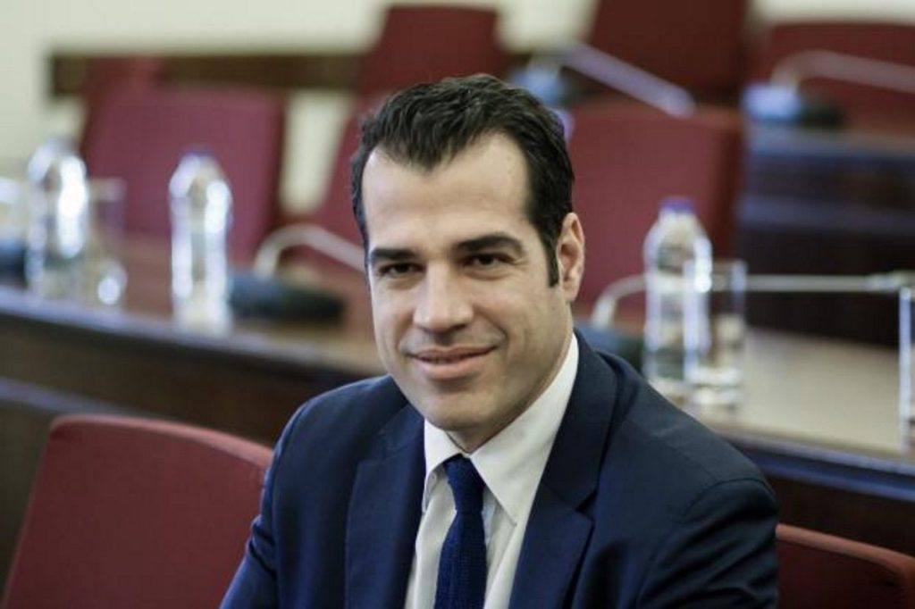 Όταν ο νέος υπουργός Υγείας Θ.Πλεύρης μιλούσε για «μη δοκιμασμένα και πειραματικά εμβόλια» (βίντεο)