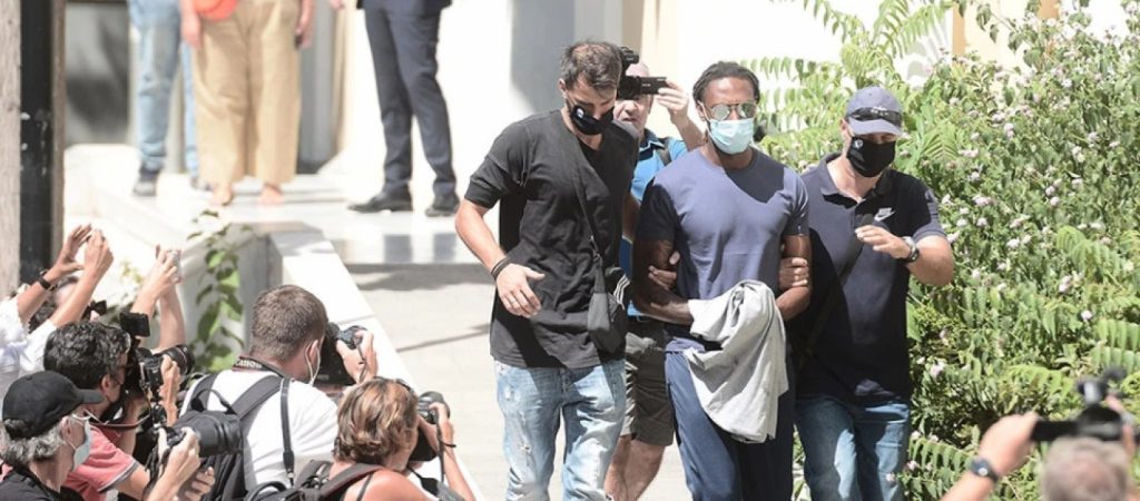 Υπόθεση Ρ.Σεμέδο: Η κατάθεση της 17χρονης – «Μου έδωσε αρκουδάκι της κόρης του και μετά με βίασε»