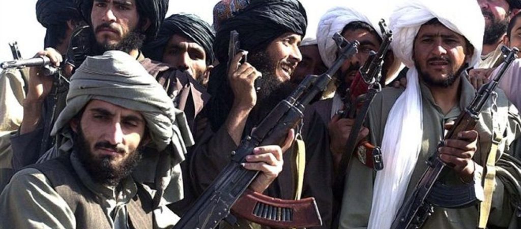 Τους έχουν πάρει στο «ψιλό»: Υποστηρικτές των Ταλιμπάν έκαναν… εικονική κηδεία Αμερικανών στρατιωτών (βίντεο)