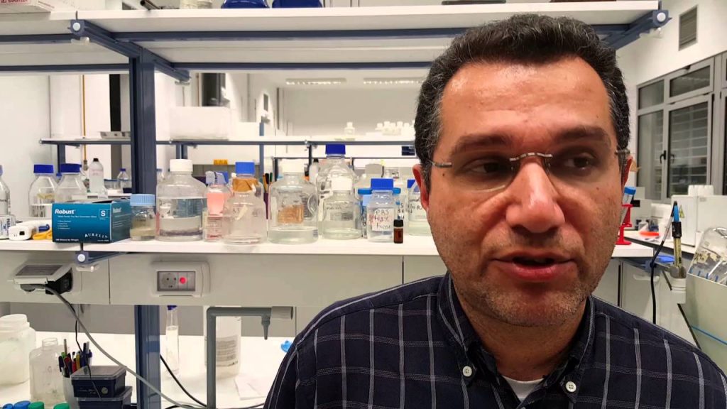 «Βόμβες» Κ.Πουλά: «Κατασκευασμένος ο κορωνοϊός – Συμμετείχαν Έλληνες επιστήμονες στα πειράματα»