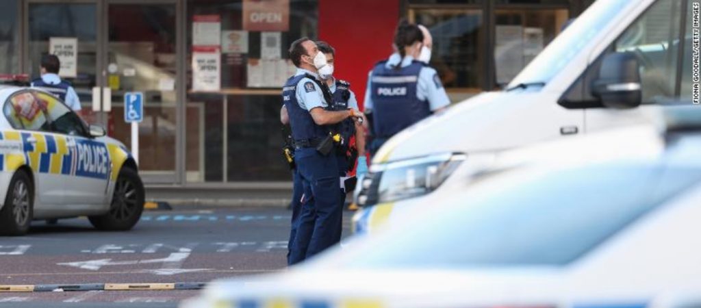 Τρομοκρατική επίθεση σε σούπερ μάρκετ της Νέας Ζηλανδίας – Νεκρός ο δράστης