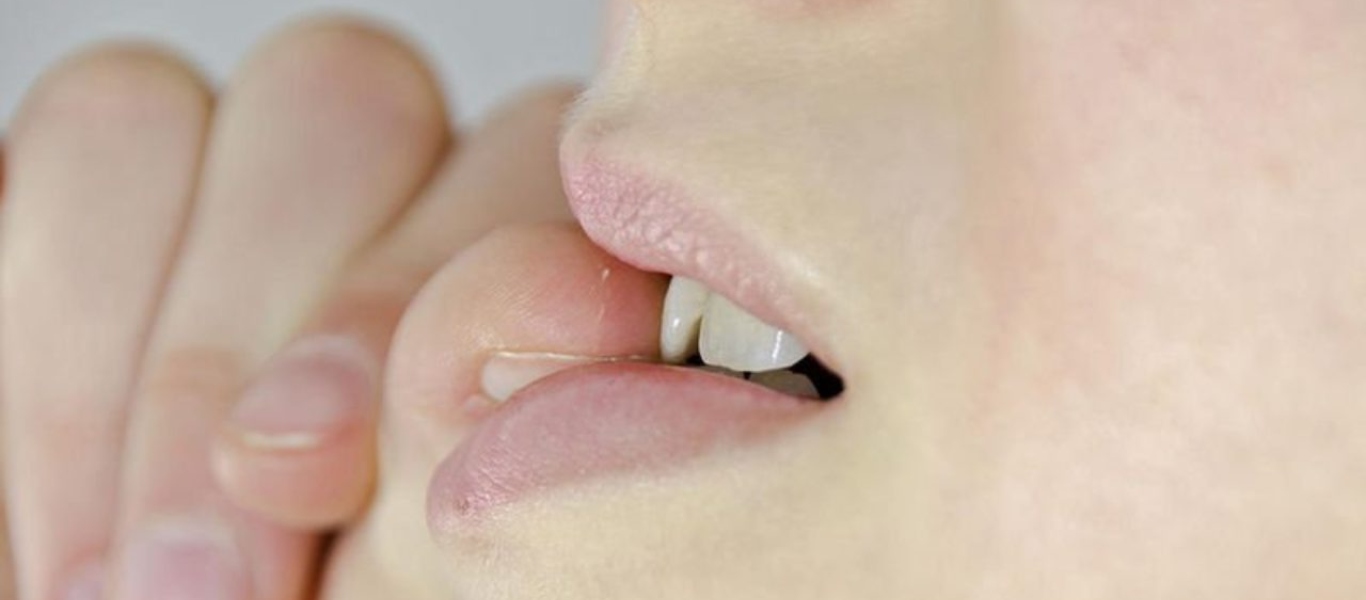 Τα νύχια προδίδουν την έλλειψη βιταμινών – Τα σημάδια που πρέπει να προσέξετε