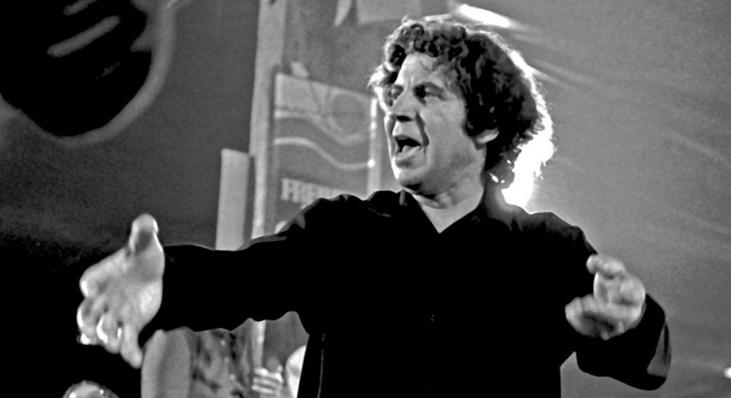 Μίκης Θεοδωράκης: Τη Δευτέρα τα ασφαλιστικά μέτρα για τον ενταφιασμό του