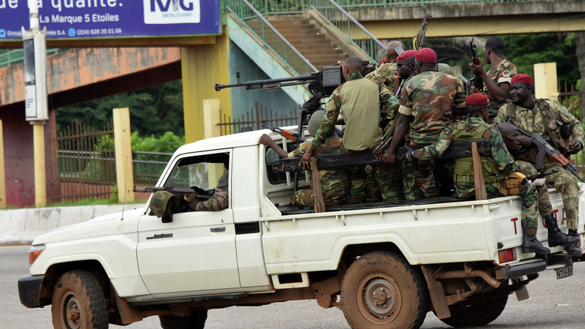 Γουινέα: Την απελευθέρωση του προέδρου της χώρας ζητά η διεθνής κοινότητα – Καταδικάζει το πραξικόπημα (βίντεο)