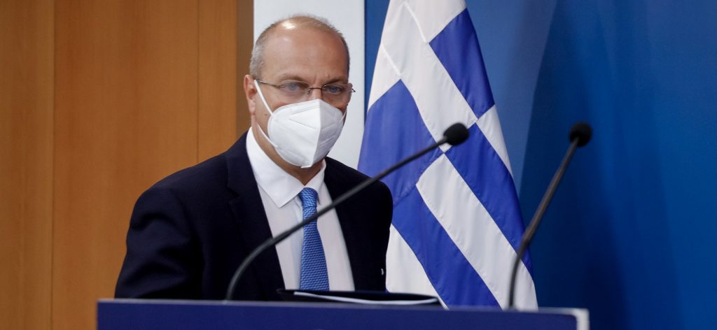 Γ.Οικονόμου: «Οι υγειονομικοί θα επιστρέφουν στην θέση τους μία ημέρα μετά την 1η δόση»