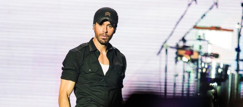 Ε.Ιγκλέσιας: Σενάριο για αποχώρηση από τη δισκογραφική βιομηχανία