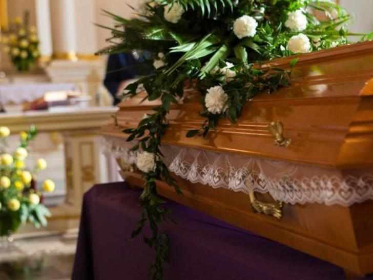 Κηδείες σε live streaming: H νέα «μόδα» που έφερε η πανδημία