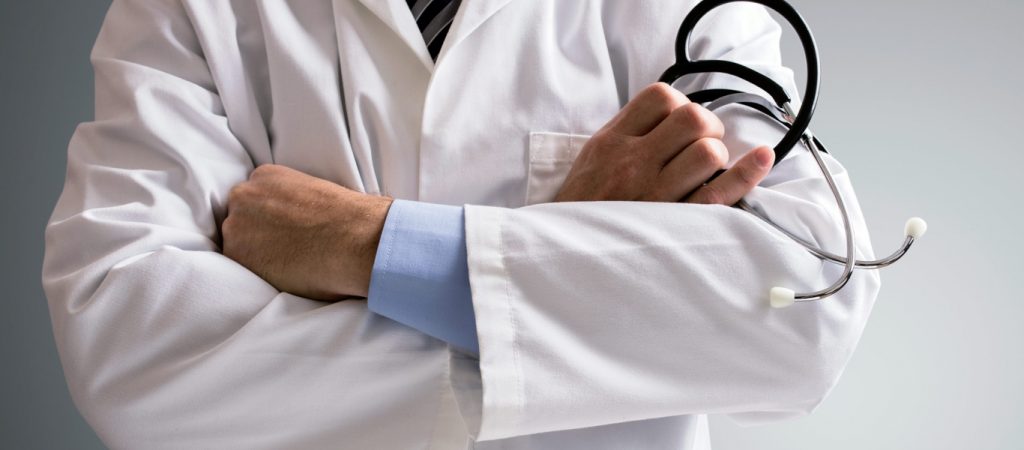 Γιατρός εξηγεί τους λόγους που πρέπει να αεριζόμαστε – Δεν πρέπει να το κρατάμε μέσα μας