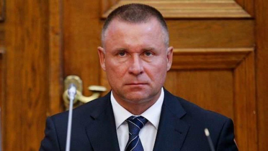 Έπεσε εν ώρα καθήκοντος ο Ρώσος υπουργός Εκτάκτων Αναγκών – Προσπαθούσε να σώσει τη ζωή ενός ανθρώπου