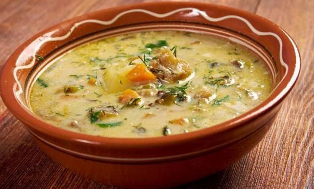 Αυτό το ήξερες; – Γιατί μετά την ταφή είθισται να τρώμε ψαρόσουπα;